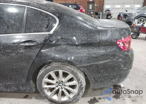 2011 BMW 550I xDrive z USA, uszkodzony, nr VIN WBAFU9C5XBC783790